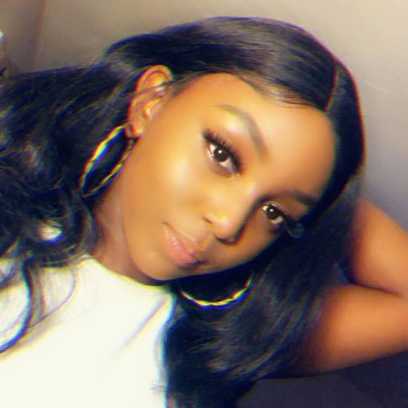 Meet your Posher, Nyesha - Picture 1 of 1